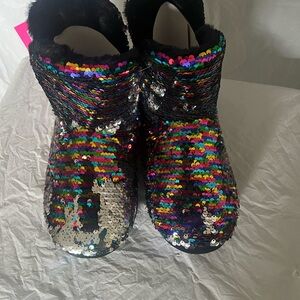 New Betsey Johnson multicolored sequin flip color bootie slipper size 9-10